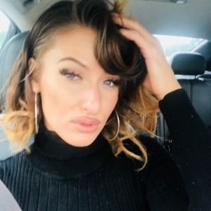 Meet your Posher, Devin